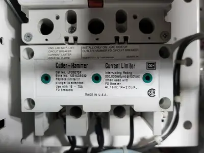 Used EATON SVX015A1-5A4N1 Switchgears British Columbia CA | Lenmark #240123