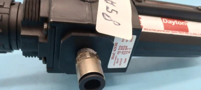 USED SMC 4ZK86, SMC AR40-N04--Z, SMC VHS40--N04-Z