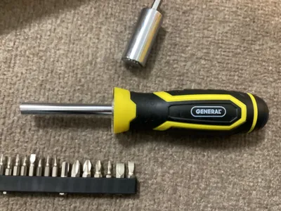 Used _UNKNOWN_ _UNKNOWN_ Screw Drivers Michigan US | Miedema Asset Management Group #1392785