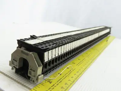 Allen Bradley 1492-WFB4 DIN Rail Mount 72 Fuse Holders