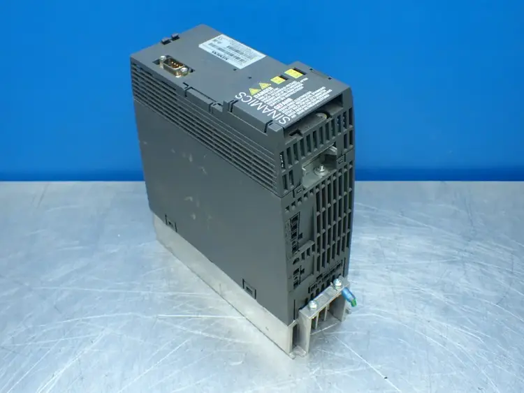 Used SIEMENS 6SL32101KE118AF1 Variable Speed Drives Ohio US | HGR 24 #1150862