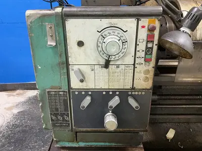 USED 1974 HARRISON M400 CENTER LATHE