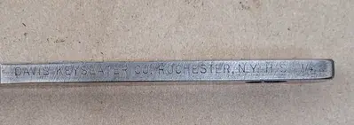 USED DAVIS 1/4 KEYSEATER