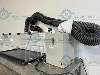 USED FLOW SCIENCES FS2020BKGVA 4' VENTED BALANCE SAFETY ENCLOSURE W/ FS-410-SS MOTOR