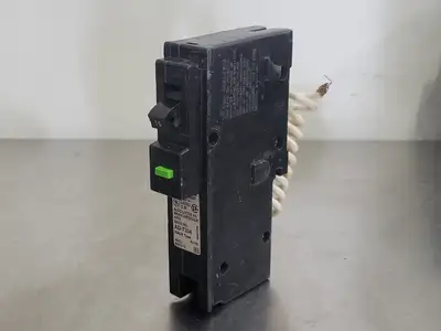 USED SQUARE D HOM115AFI