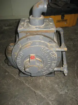 Beach Russ Rotary Vacuum Pump, 4-D