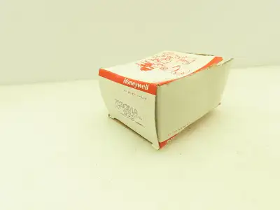 Honeywell Skinner 703X3D1A Brass Solenoid Valve 2-Way NC 120V 150 PSI 3/8" NPT