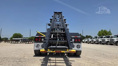 New | in-Stock 2026 INTERNATIONAL HX Conventional trucks Texas US | Roll Off Truck World #1491826