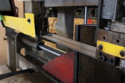 Used BOMAR PRE-OWNED BOMAR HORIZONTAL BANDSAW Horizontal Band Saws Manitoba CA | Empire Machinery & Tools Ltd. #1359890