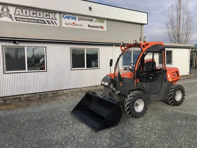 New | in-Stock 2026 SKYTRAK 3013 COMPACT TELEHANDLER Telehandlers Alberta CA | Adcock Equipment #1417651