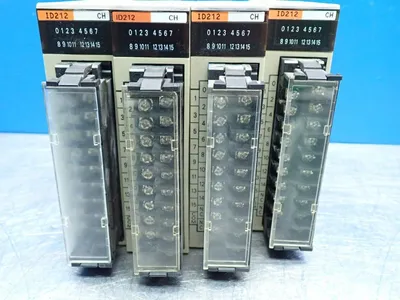 USED OMRON C200HID212