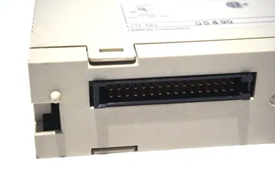 USED OMRON C200H-TC001 TEMPERATURE CONTROL MODULE C200HTC001
