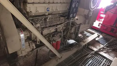 USED CUMMINS/STAMFORD 300KW DIESEL GENERATOR