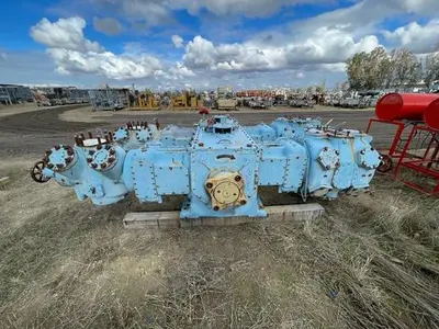 USED WHITE SUPERIOR MH-64