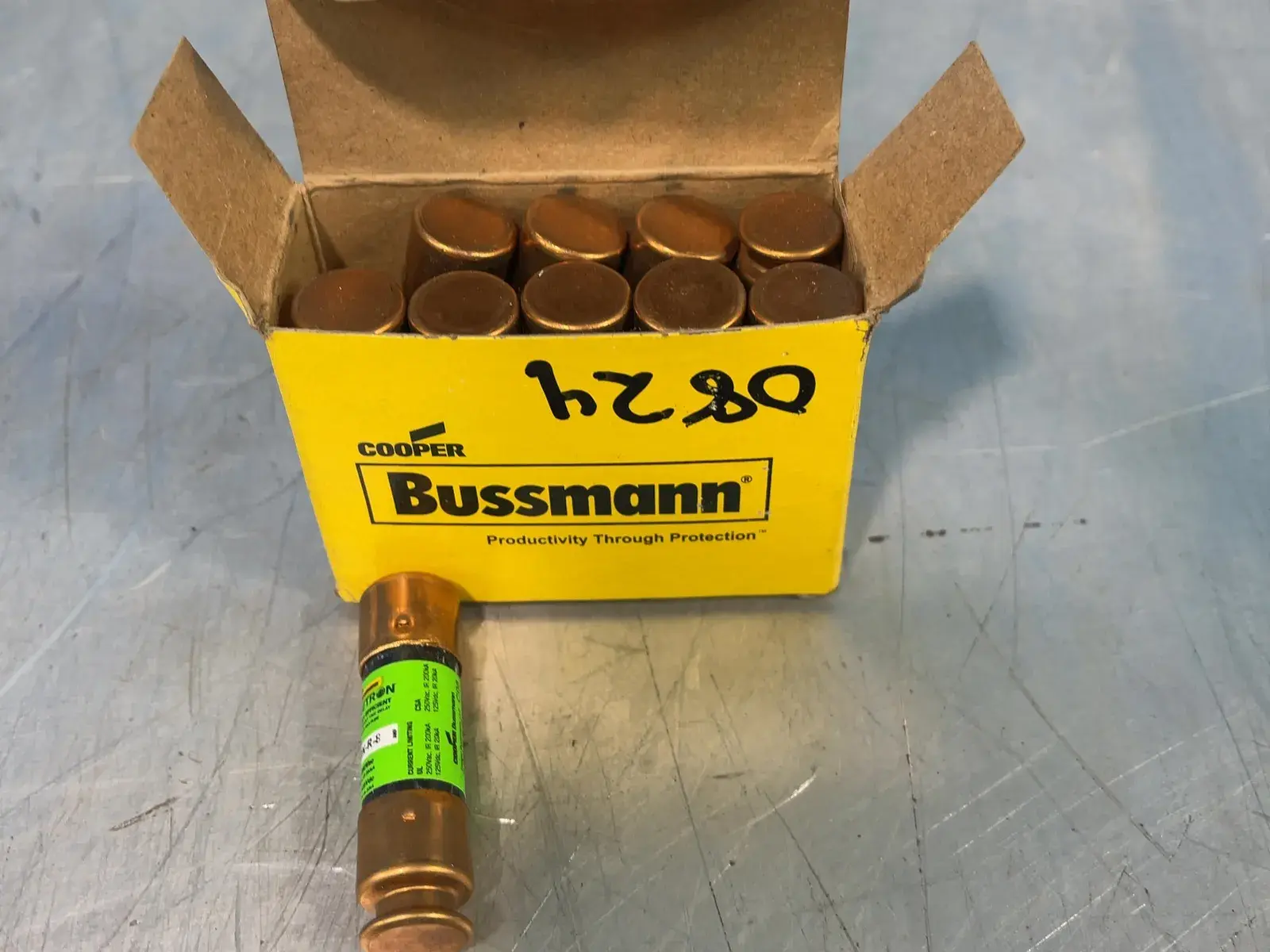 USED COOPER BUSSMANN FRNR8