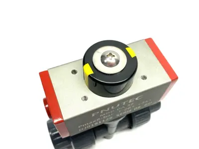 USED PNUTEC PNEUMATIC ACTUATOR W/ 2-WAY TRUE UNION PVC BALL VALVE