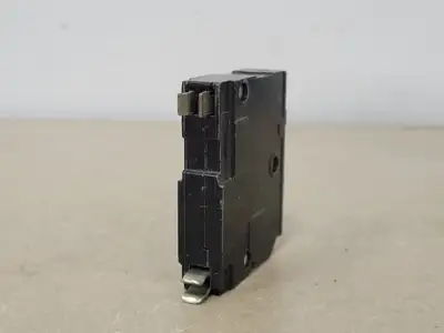 USED SQUARE D QO115