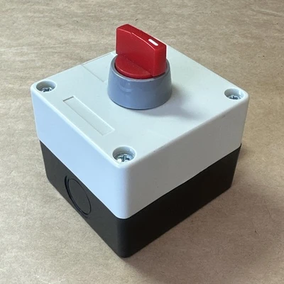 Auspicious Red 2-Position Selector Switch Control Station Enclosure 120/240VAC