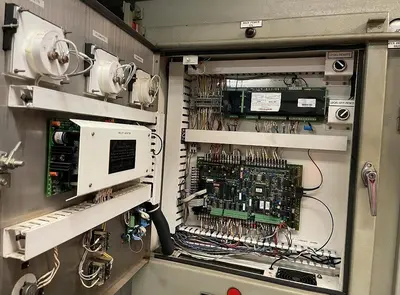 USED 2001 INDUCTOTHERM VIP POWER MELT 350-6CR POWER SUPPLY