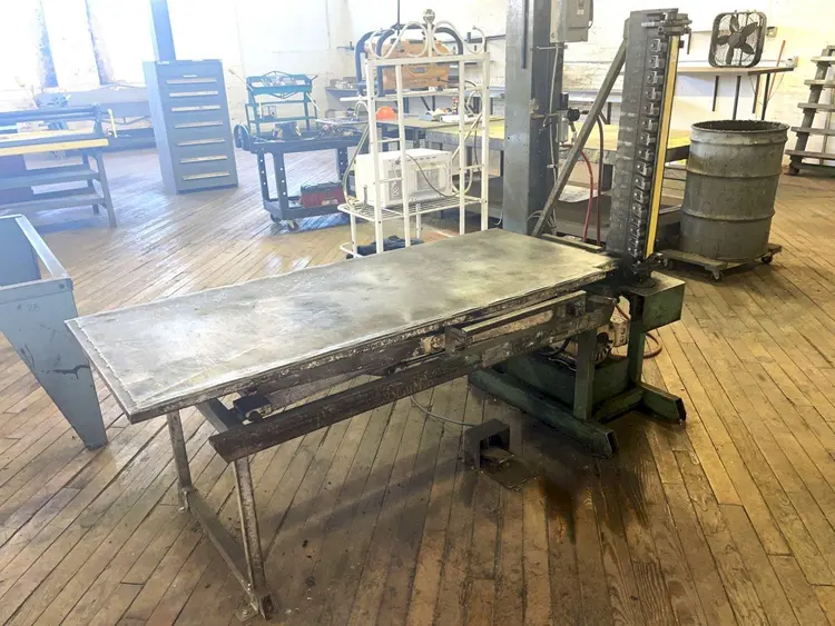 Used NOT SPECIFIED _UNKNOWN_ Cleat Benders Ohio US | Yoder Brothers machinery #444771