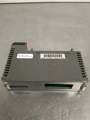 TEXAS INSTRUMENTS U-15T PLC OUTPUT MODULE No Cover Panel 3F