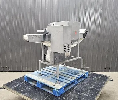 USED LOMA IQ2