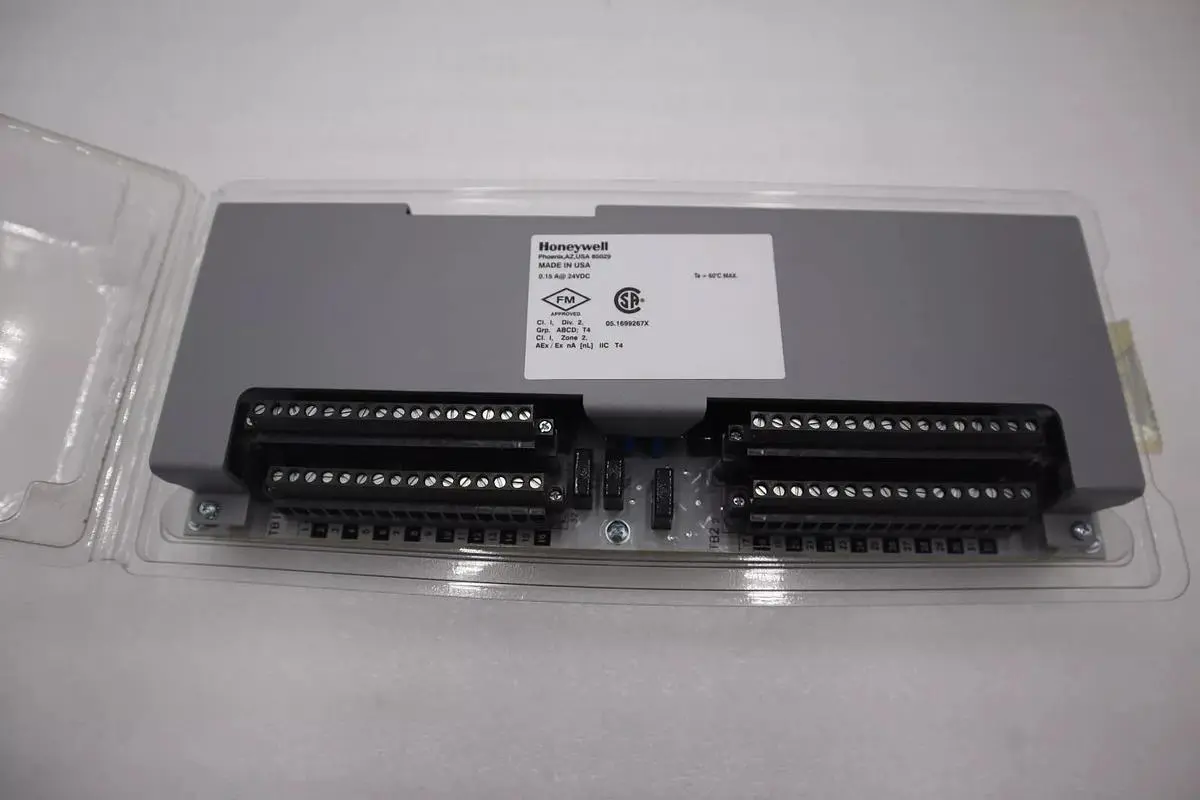 New, Honeywell CC-SD0R01*E / CC-SD0R01 Digital Output STOCK G190A