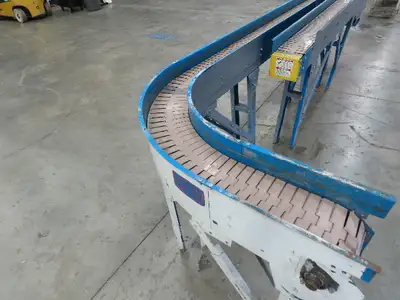 New London Engineering 7.5" x 13' 6" Side by Side Plastic Chain Conveyor 90°