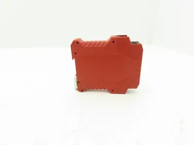 Allen Bradley Guardmaster Safety Relay Module 24V Ser B