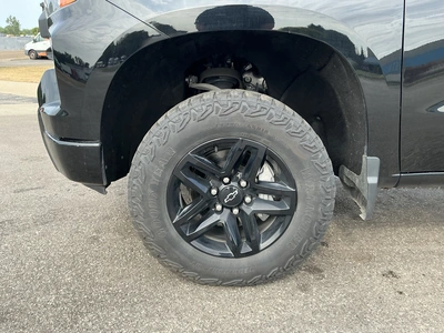 Used 2024 CHEVROLET SILVERADO 1500 Pickup Trucks Michigan US | Miedema Asset Management Group #1324122