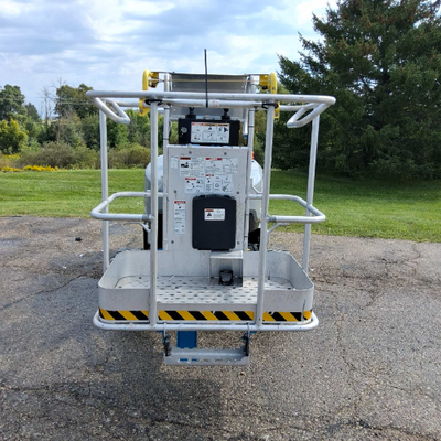 Used 2022 Z-33/18 Genie Articulating Boom Lifts Wisconsin US | Stack Equipment #1418939