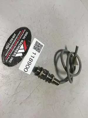 USED BALLUFF BES 516-325-SA56