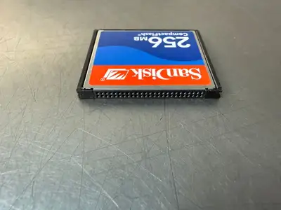 Sandisk SDCFB-256 256MB CompactFlash, 121-1SHCZ09-352586 (5.4.2)