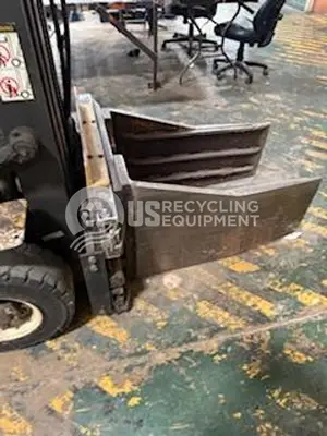 USED 1997 CATERPILLAR GP1018 WITH BALER CLAMP