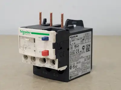 USED SCHNEIDER ELECTRIC LRD 21