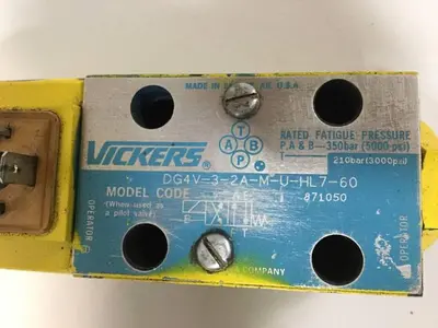 USED VICKERS DG4V32AMUHL760
