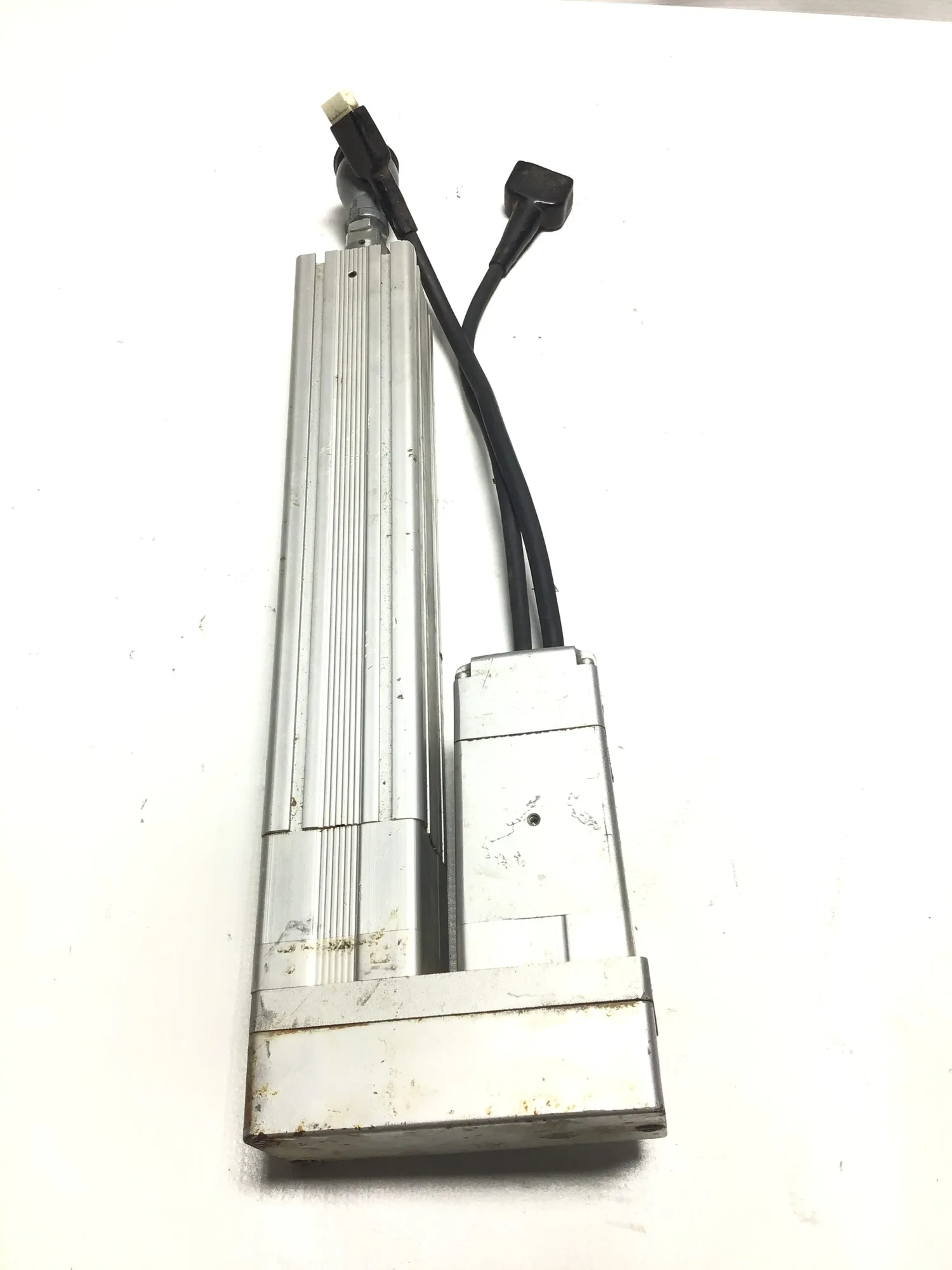 IAI Robo RCS-RA55R-1-100-GN-M-150-N-B-SP Linear Cylinder
