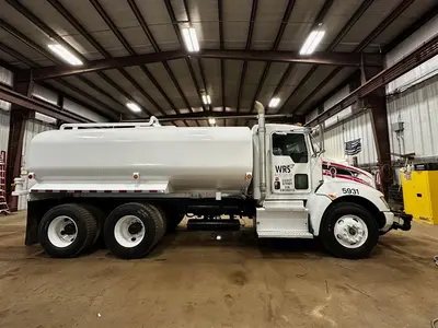 USED 2014 Kenworth T370