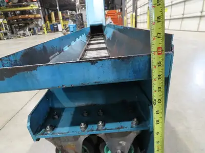 Tsubaki CNC Chip Conveyor 84" Infeed 44" Discharge 220V 3PH w/Coolant Tank Pump