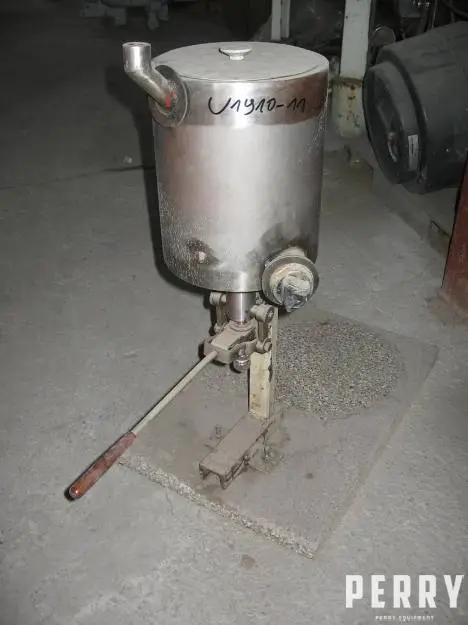 _UNKNOWN_ 1x25 ml Filler Paste - Piston - Pocket | Perry Equipment