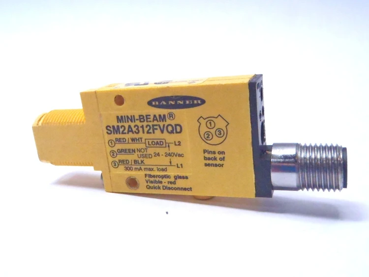 Used BANNER MINI-BEAM: Visible Red 650 nm Glass Transducers Michigan US | Maverick Industrial Sales #1401108