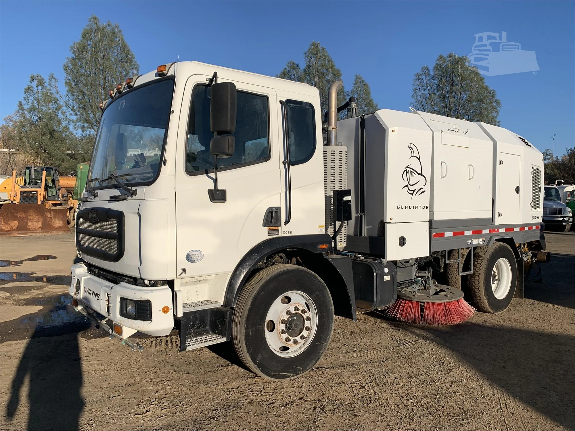 Used 2015 WAYNE GLADIATOR Street Sweeper California US | Mittry Construction #1363492