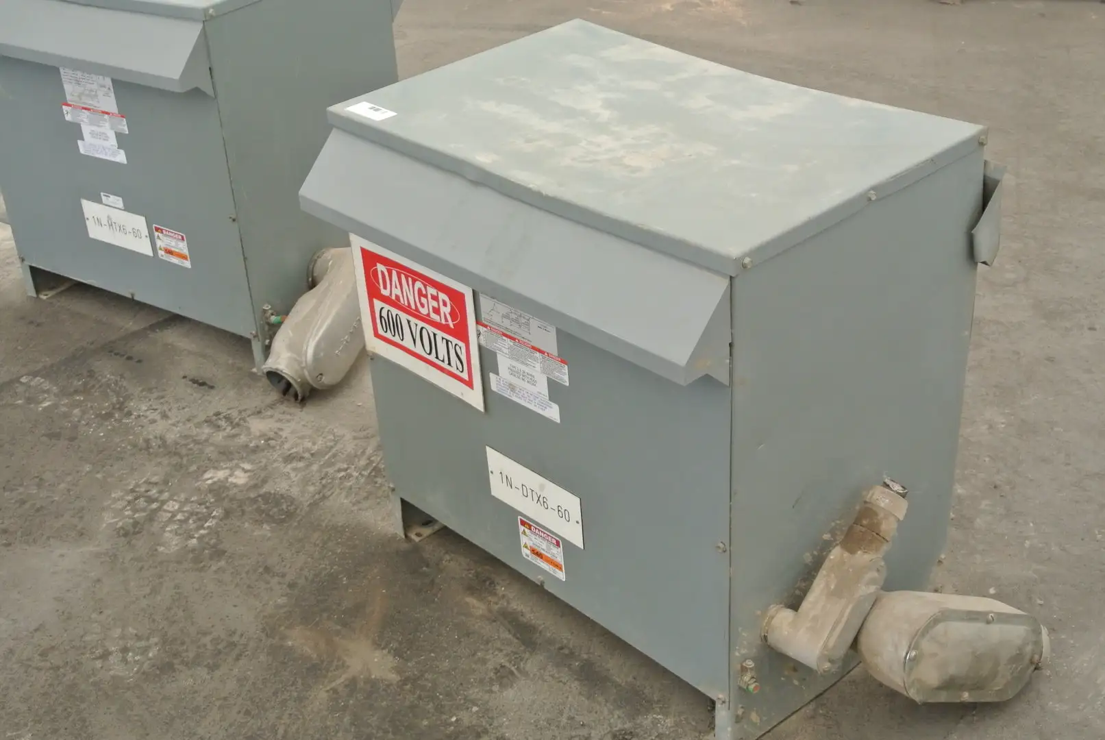 USED 2002 SQUARE D C75T8HCU