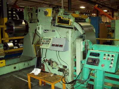 PERFECTO RS-6-24-B / 22-24-7 / 400-24 Coil Reels and Straighteners | PressTrader Limited (1)