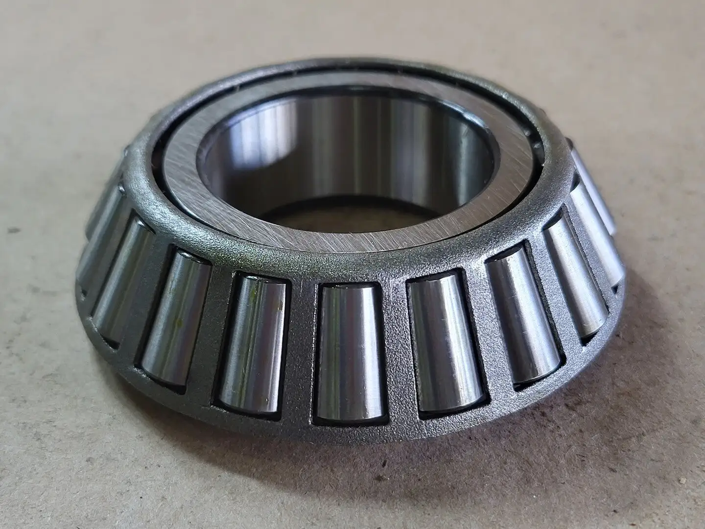 NEW TIMKEN HM907643