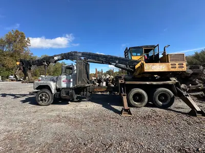 Used 1984 MACK RD686S Misc Trucks Pennsylvania US | Proxy Equipment #1385293