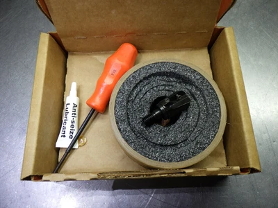 Kennametal M12 1" 2 Flute Coolant Thru Endmill Head A5505VX08SA1.00R1.575 (LOC288A)