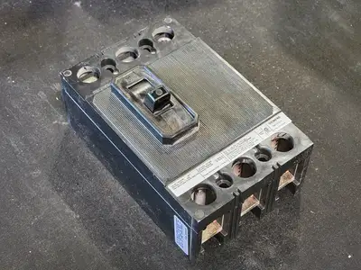 USED SIEMENS QJ23B200