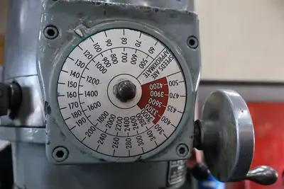 1970 BRIDGEPORT MACHINES 1-1/2 HP Manual Milling | MD Equipment Services LLC (9)
