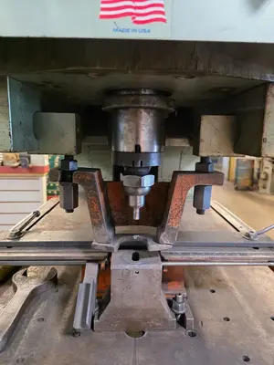 Used PIRANHA PII-140 Ironworkers Kentucky US | Aucto #1341556